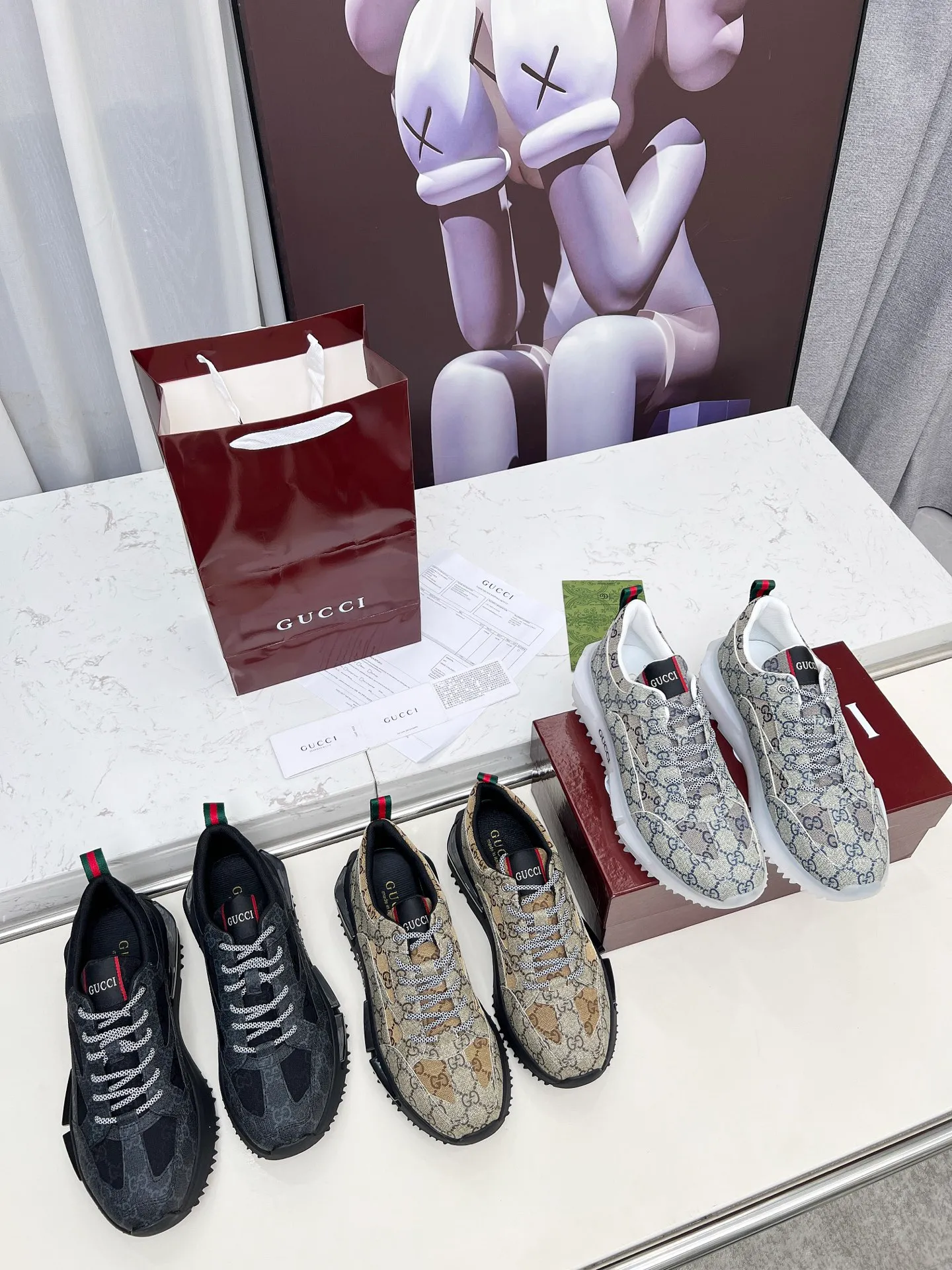 Factory direct sales p560🐘🐘women's shoes women's clothing ❤️‍🔥❤️‍🔥❤️‍🔥Gucci series 2.0 sports shoes are made with heavy investment❤️‍🔥❤️‍🔥❤️‍🔥Renewed interpretation of the brand's iconic striped webbing elements😍😍When retro genes collide with futuristic design🎊🎊This new pair of Gucci shoes directly reaches the trend threshold💥 ✔️Caron color contrast + classic stripes, GG reflective piping, visual impact, and comes with high-light filter when out on the street ✔️Multi-layer structure of different materials, mesh breathability, leather shaping, outsole EVA foam and TPU combination😍😍😍Fashion and practicality online ✔️Details of double G midsole + iconic double G lock shoelaces, retro DNA is crazy and restless, and every step is based on the trendy aesthetic❤️❤���❤️❤️ Matching code: male 39-44